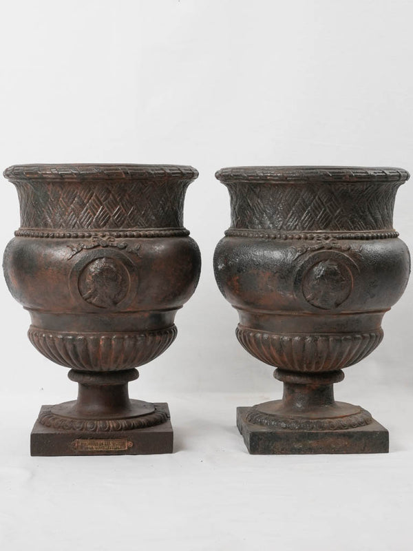 Large pair of French cast iron garden planters - Foundry d'Osne 19¾"