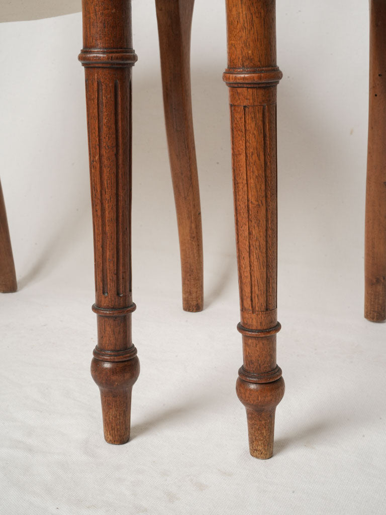 Turned uprights toupie feet chairs  