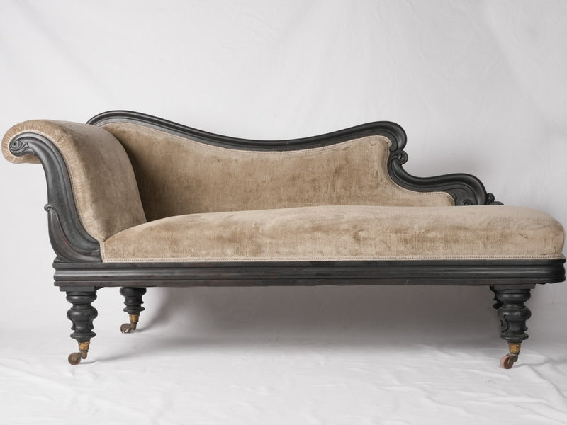 Napoleon III chaise longue 64½"