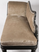 Napoleon III chaise longue 64½"