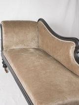 Napoleon III chaise longue 64½"