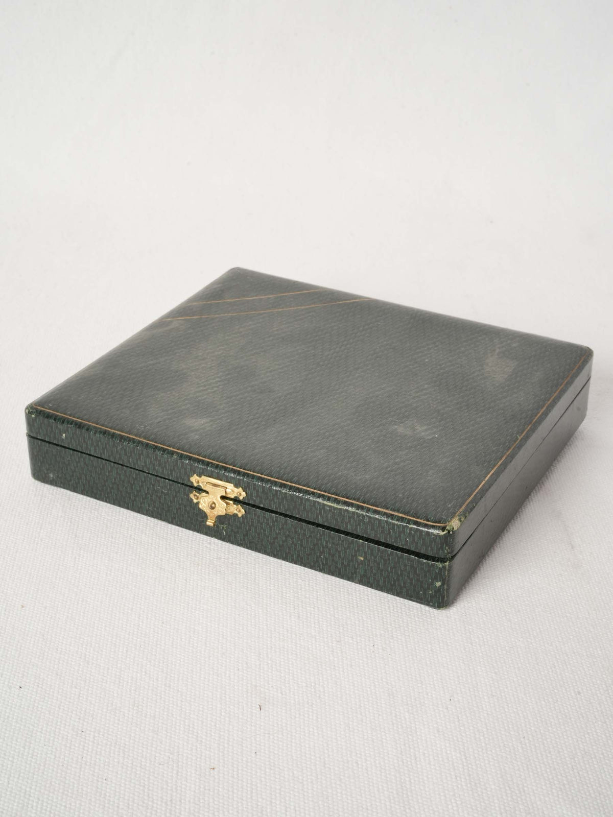 Set of 12 Antique French Table Knives in Green Leatherette Case