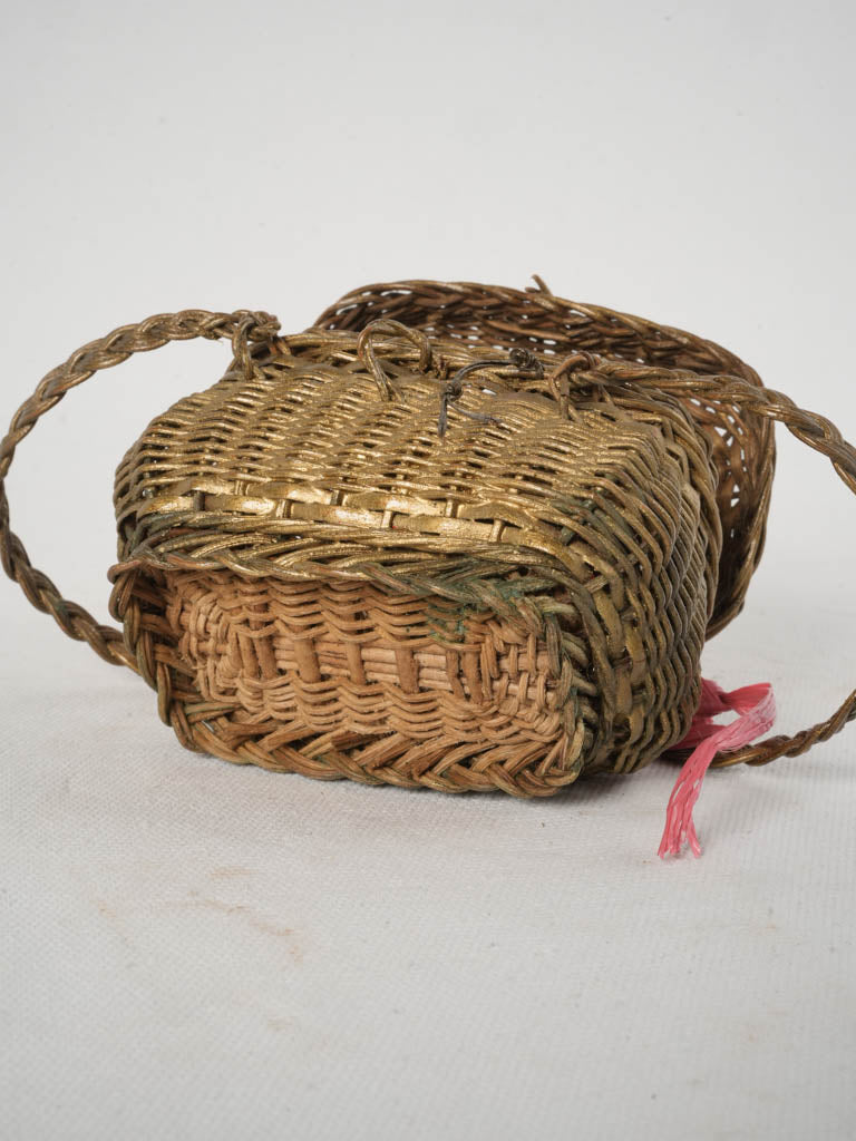 Unique vintage style basket