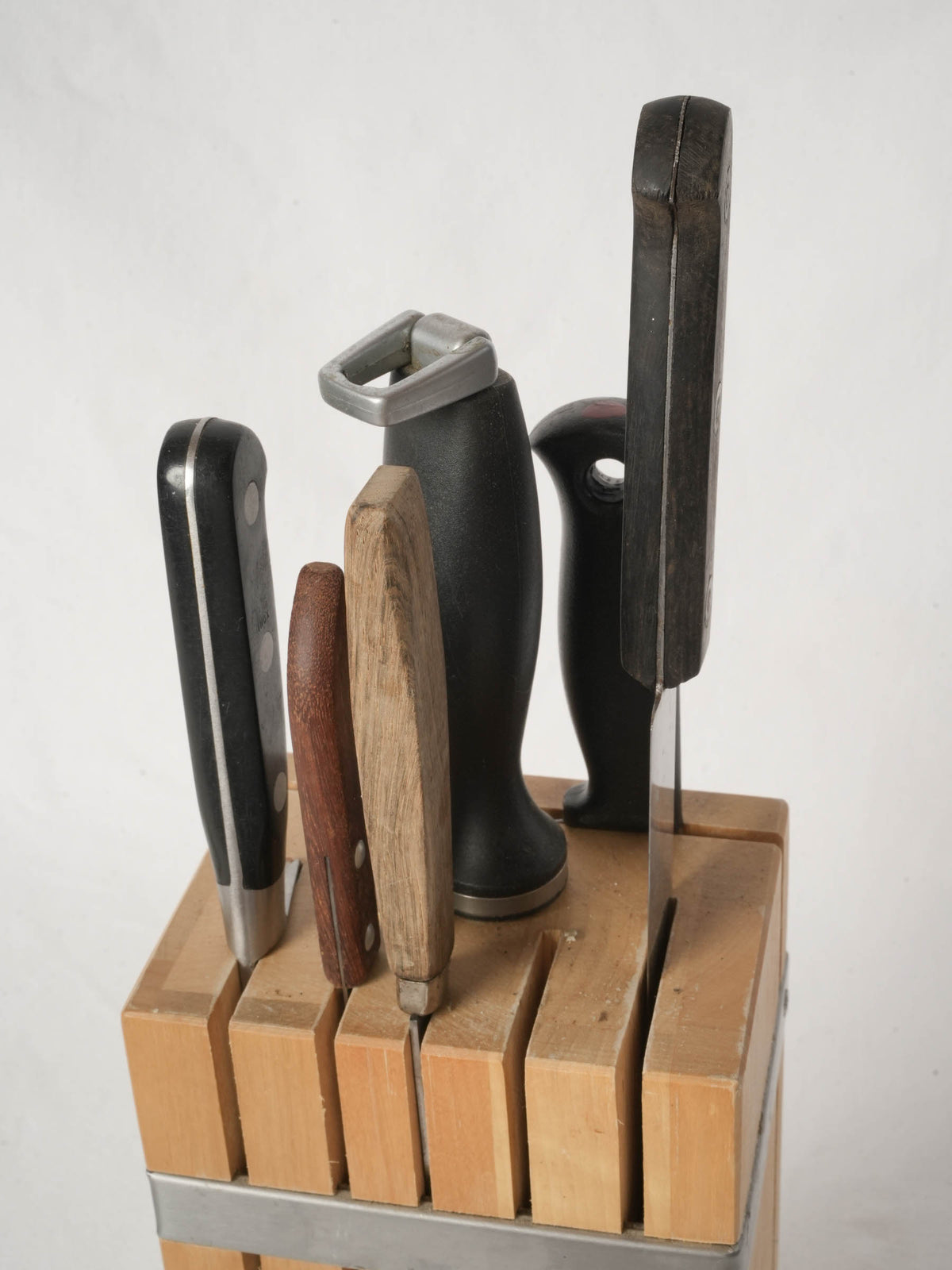 French Knife Set in a Wooden Block from Patricia Wells’s Cooking School - Set 4