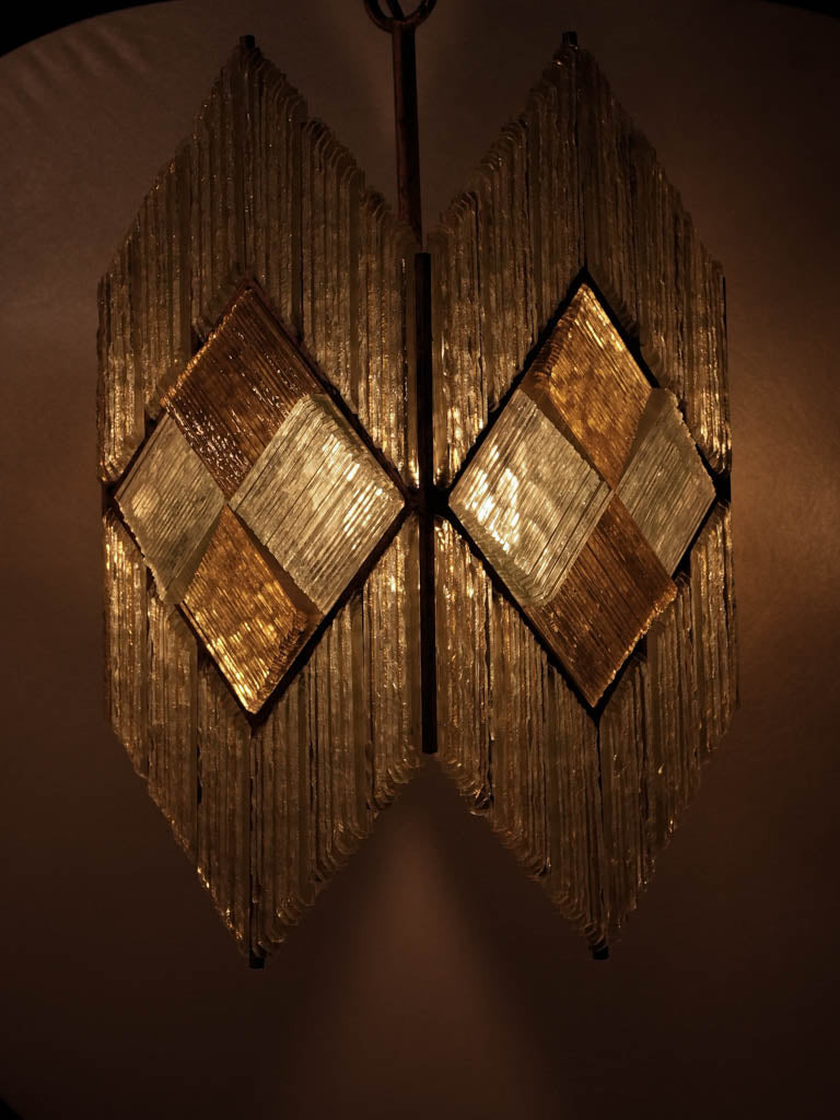 Chic antique Art Deco illumination