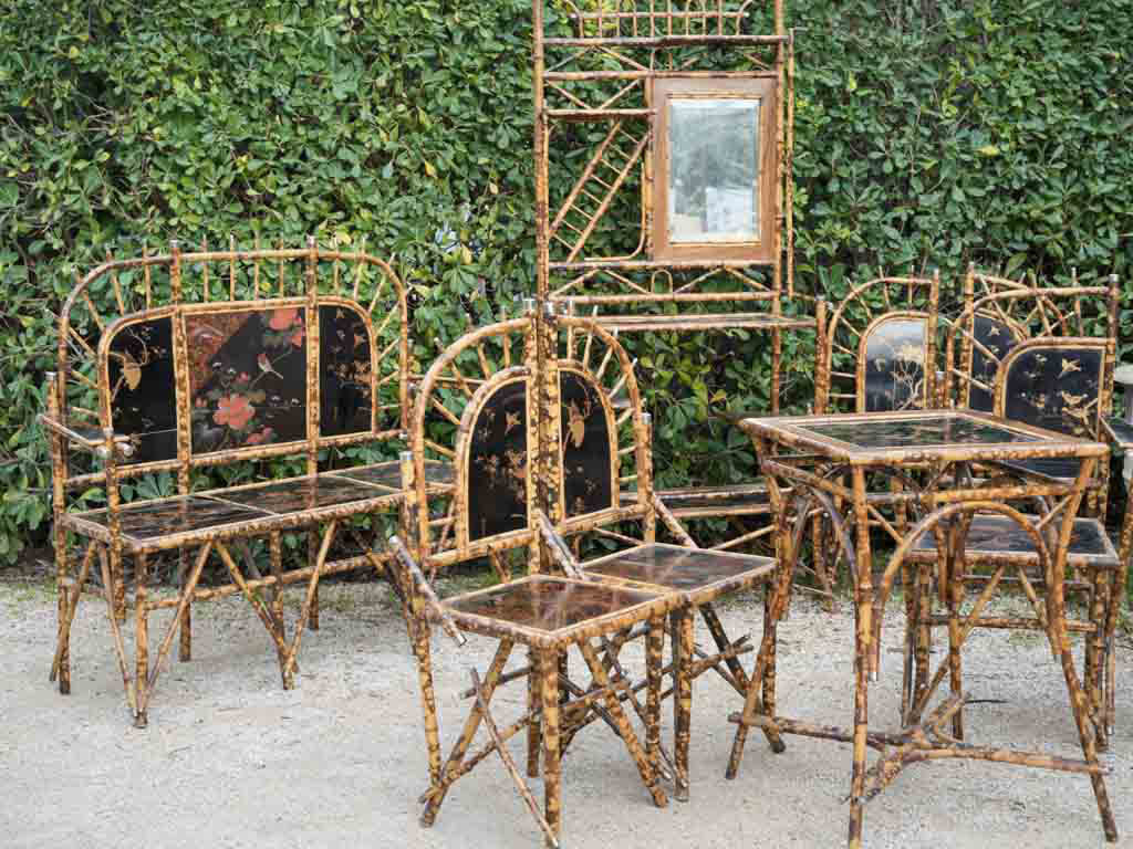 Luxurious lacquer bamboo table