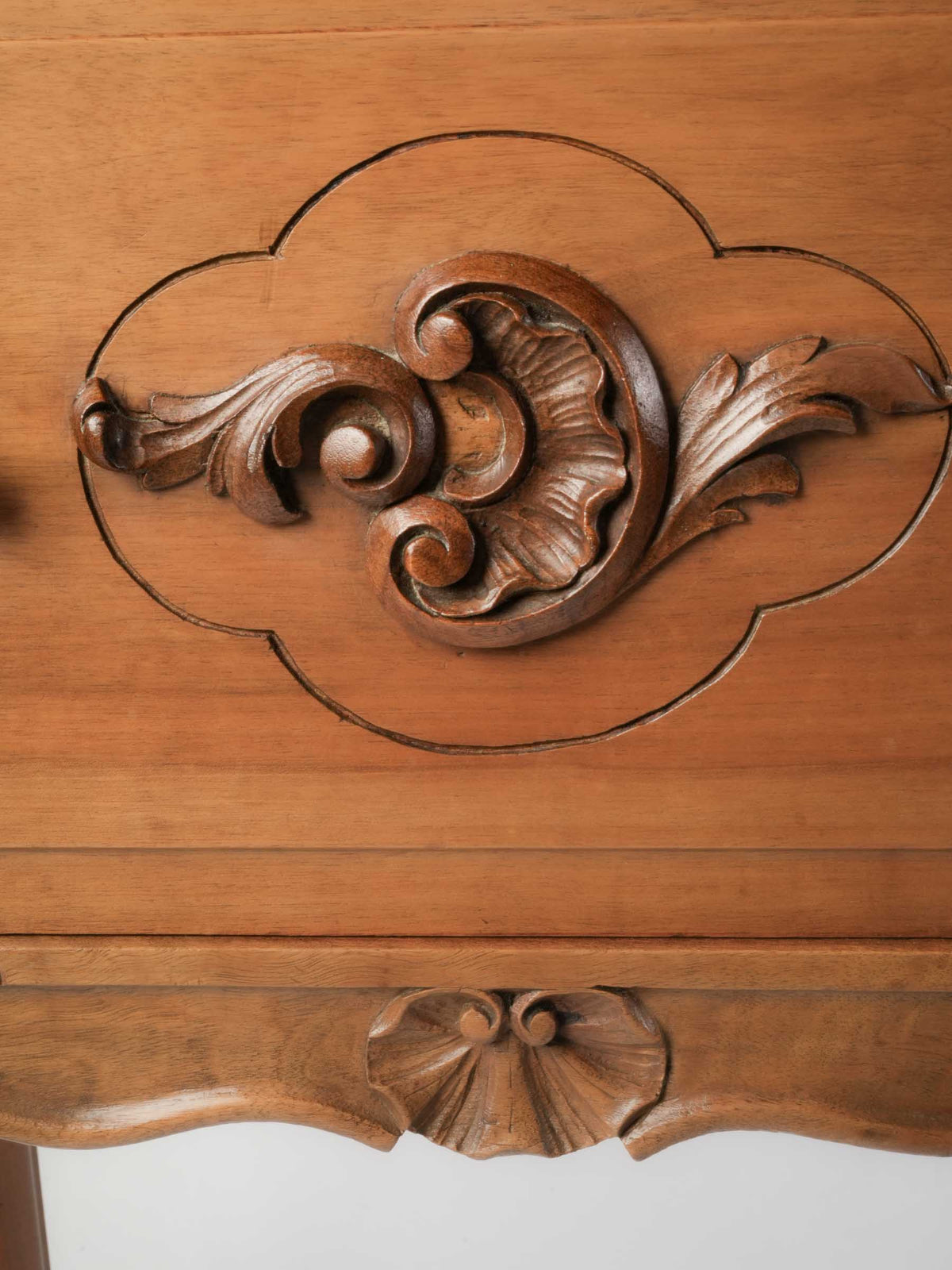 Late 19th-Century French Louis XV-Style Walnut Bedside Cabinet with Marble Top - 34¾"