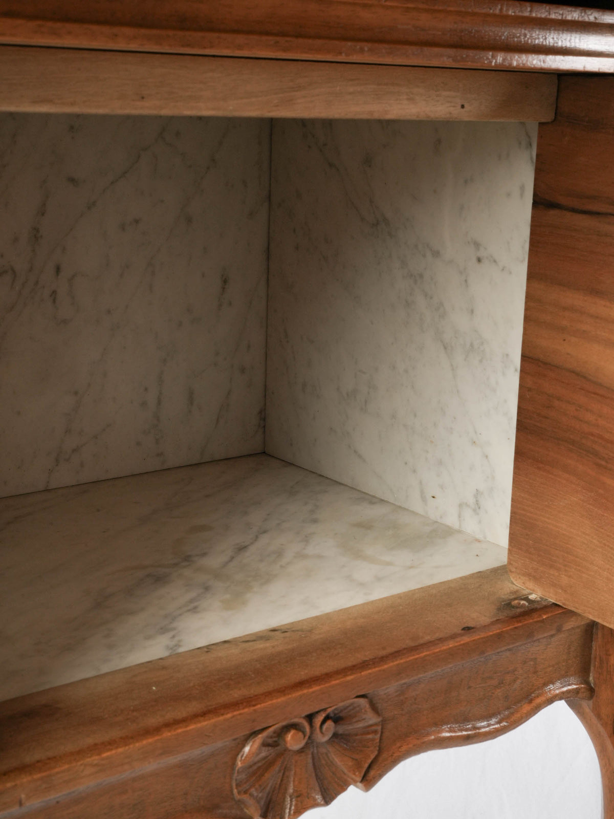 Late 19th-Century French Louis XV-Style Walnut Bedside Cabinet with Marble Top - 34¾"