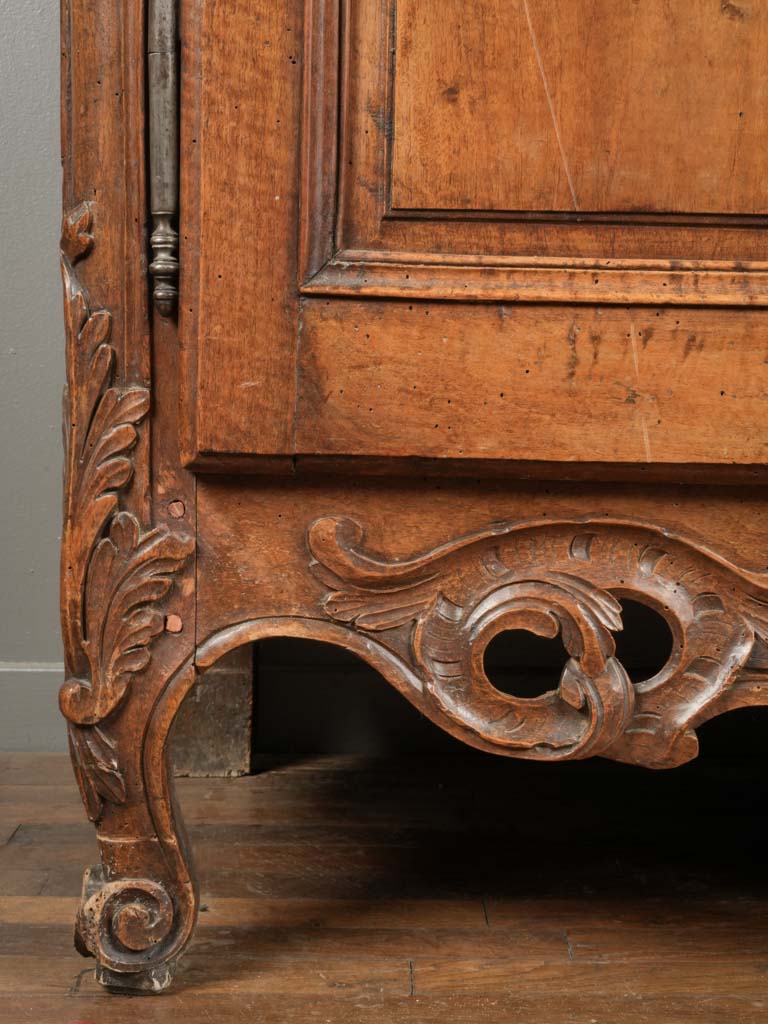 18th century French armoire - walnut 90½" x 59"