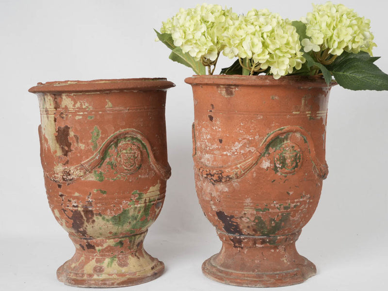 Handmade Anduze urns with rustic finish