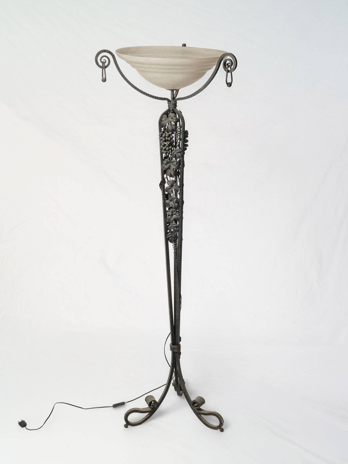1930s French Art Deco Wrought-Iron Floor Lamp with Grapevine Decoration - 72¾"