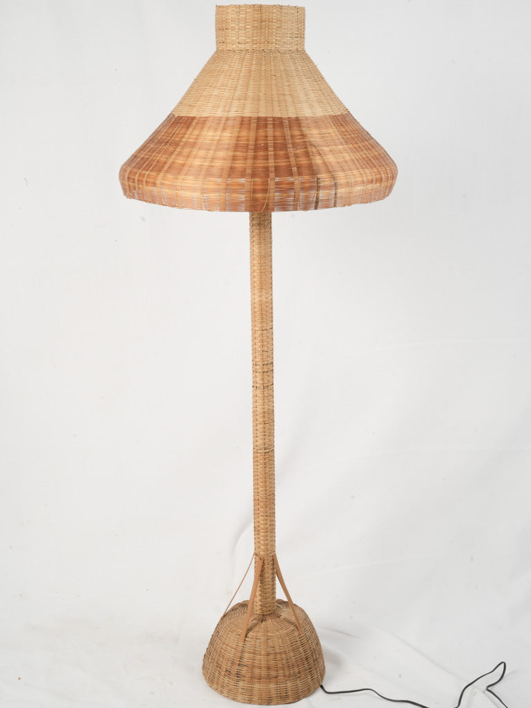Natural bohemian umbrella-shaped lamp  