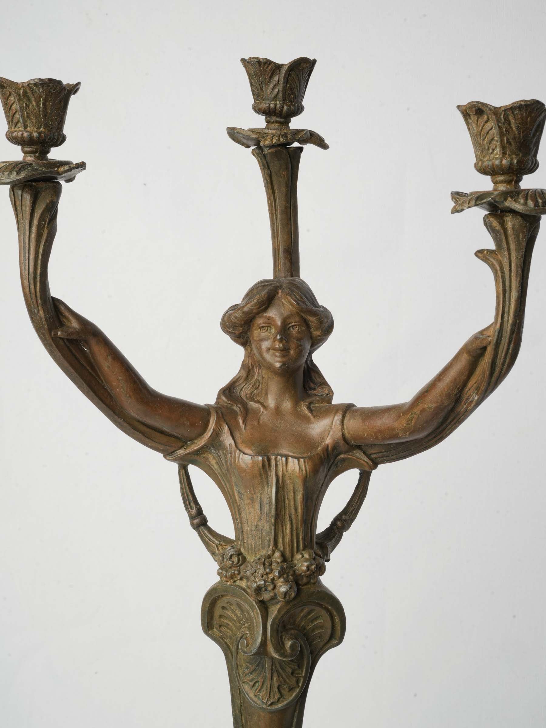 Two-tone patina mantel clock  
