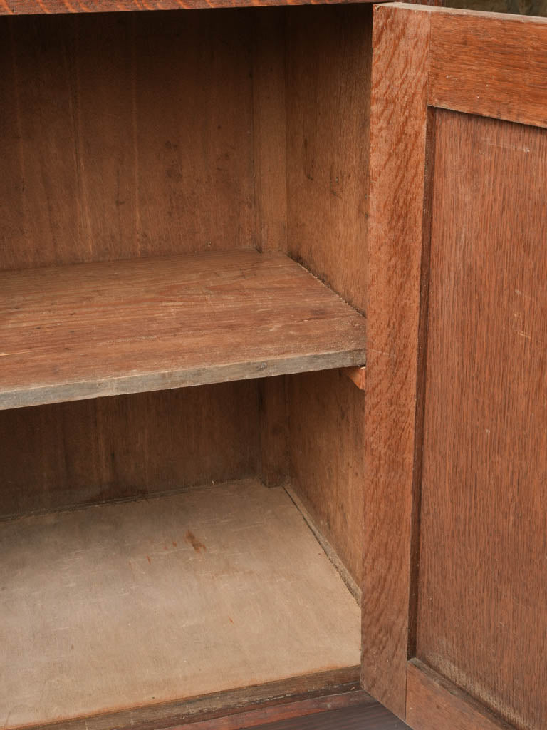 Authentic French hospitality table