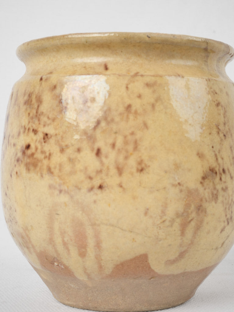 Speckled brown ceramic French pot