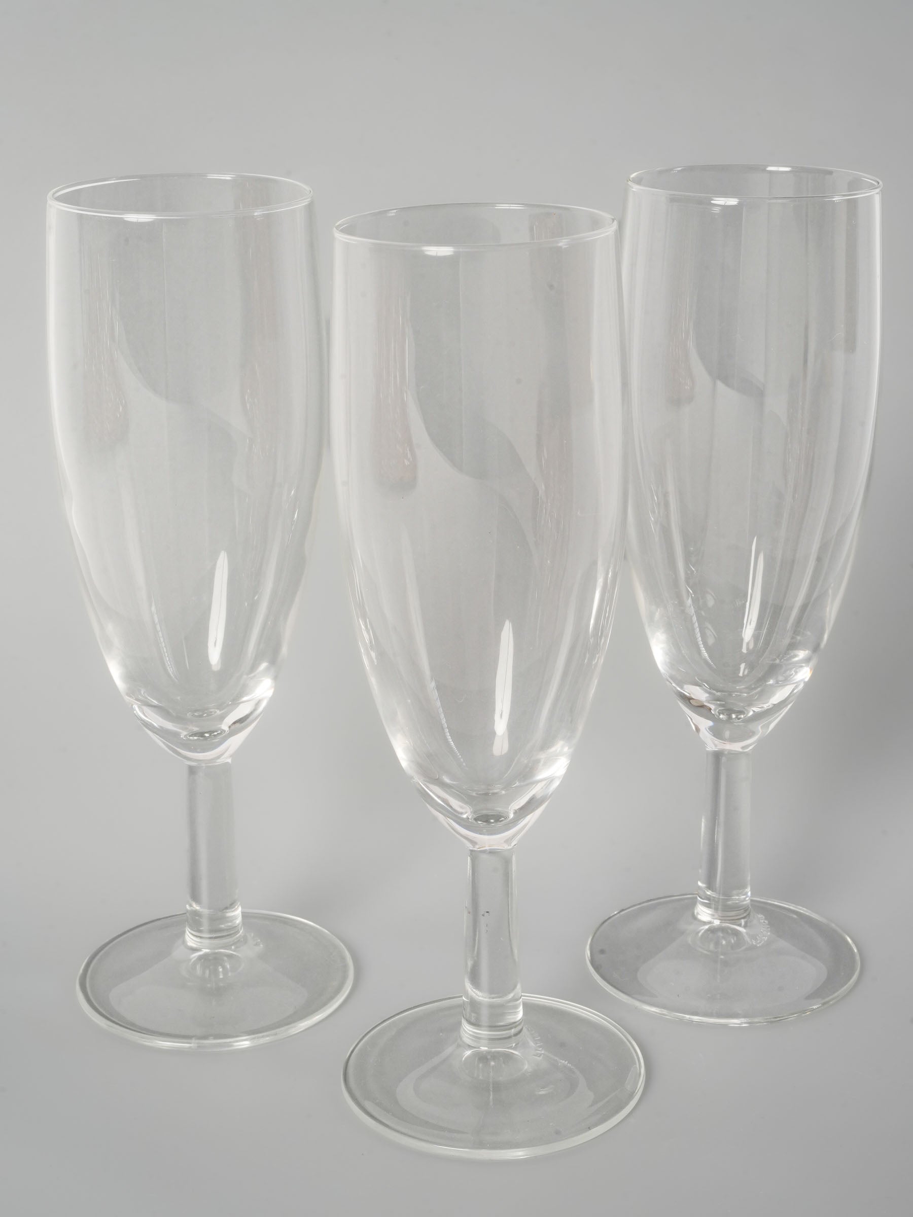Set of 24 Elegant French Clear Glass Champagne Flutes
