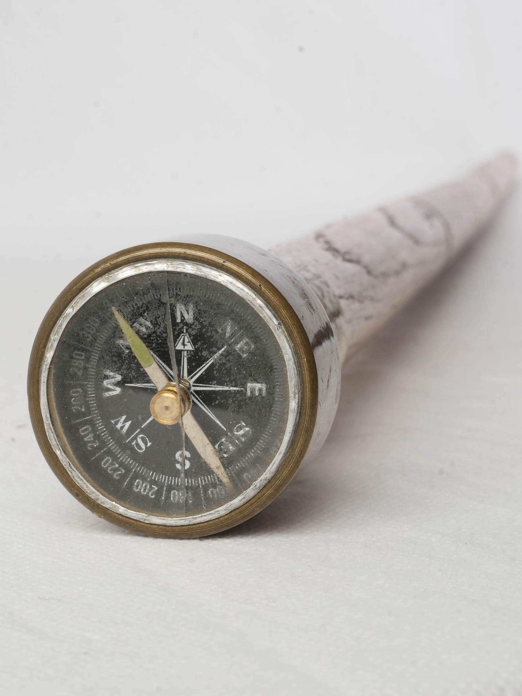 Classic three-sectioned brass cane