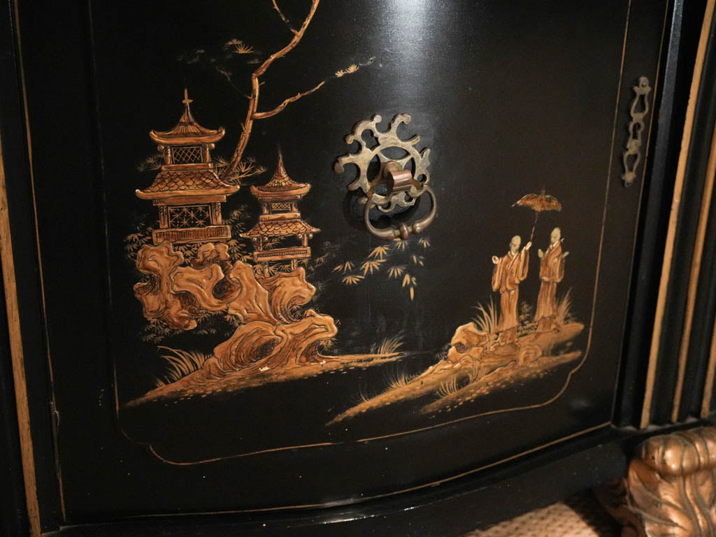 Collectible 1970s Chinoiserie Piece