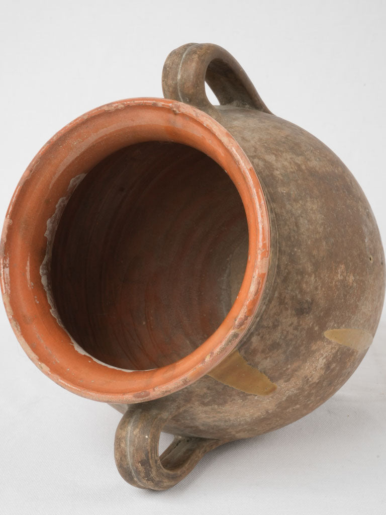 Traditional evaporation-cooled earthenware confit pot