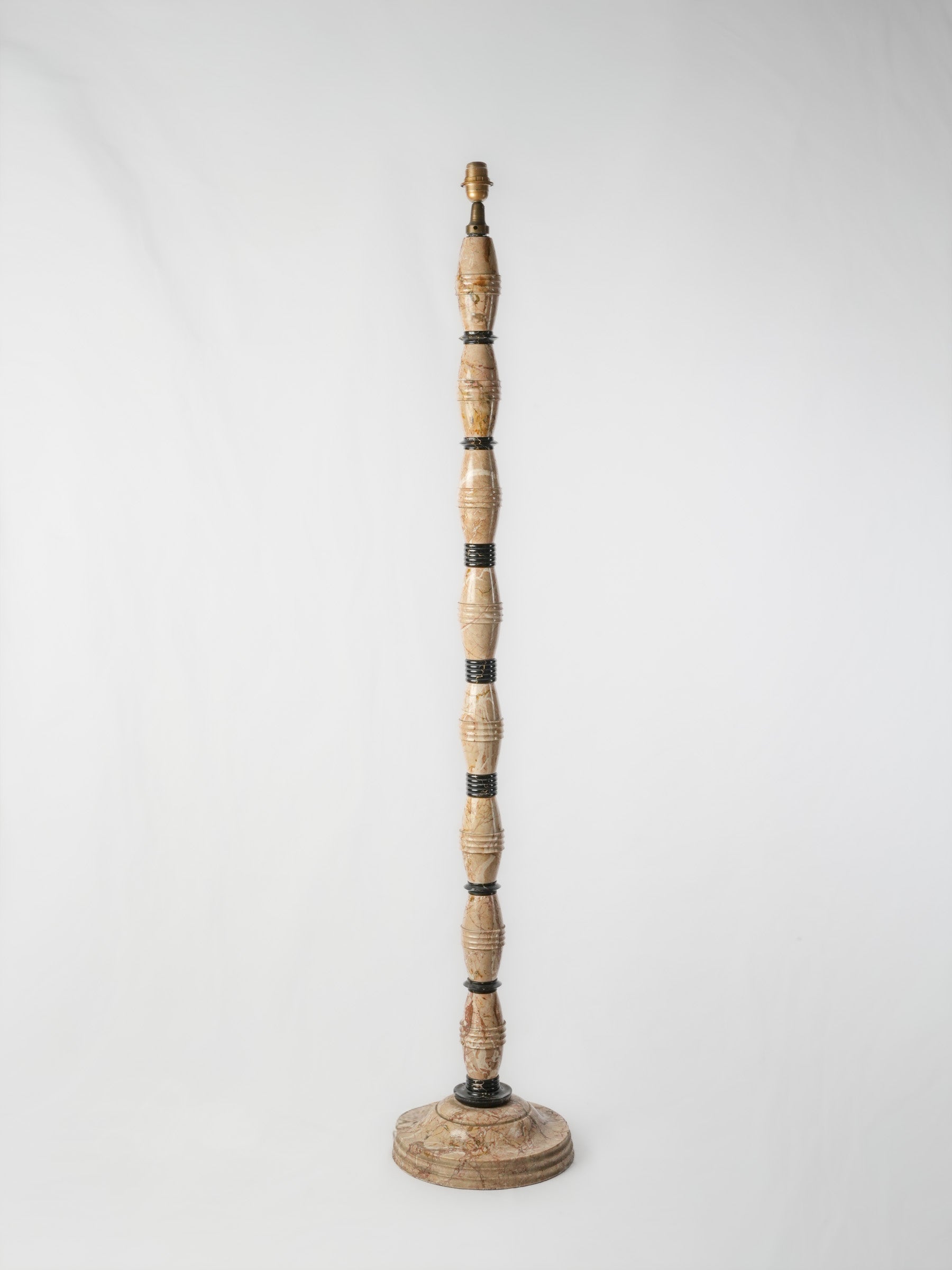 Chic Art Deco floor lamp