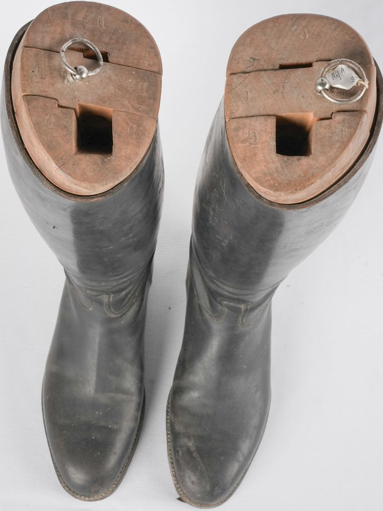 Men's leather riding boots w/ shoe stays - 1940s
