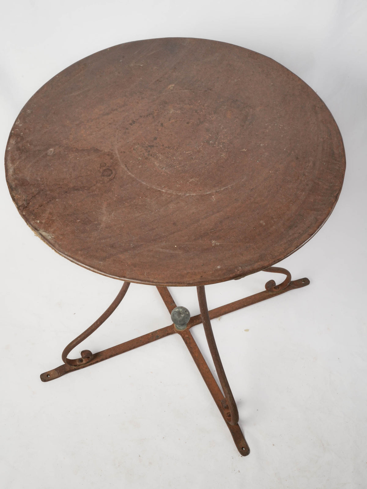 Vintage French Iron Garden Table with Curved Legs and Round Top