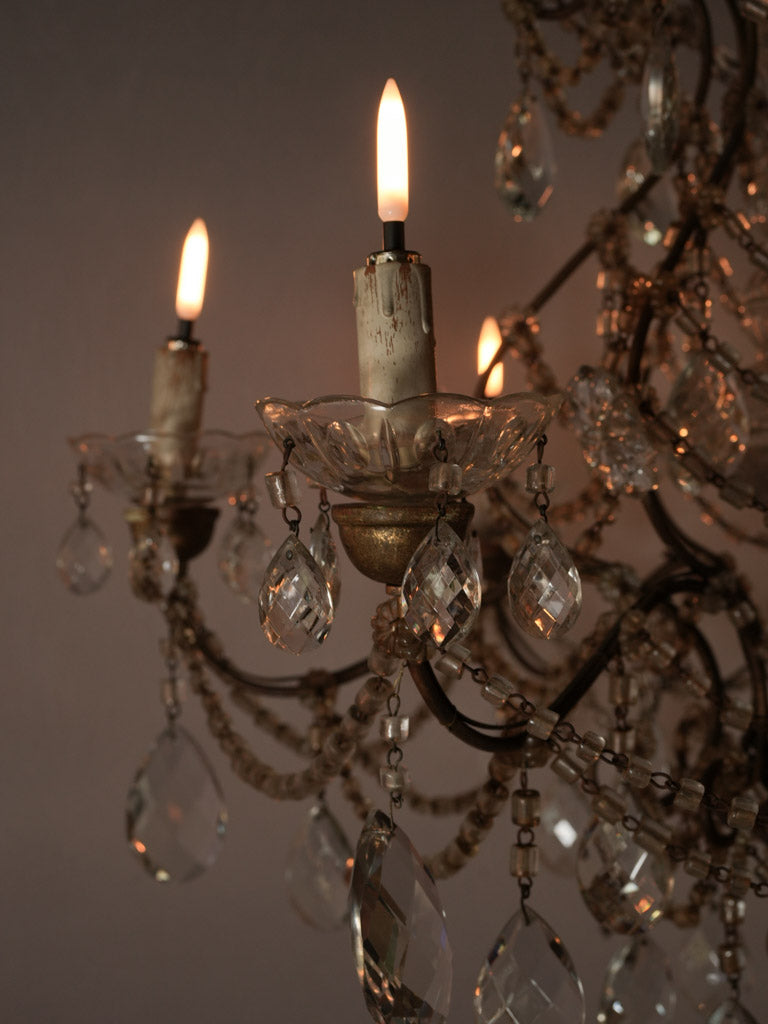 Graceful 1800s Rococo-style iron chandelier