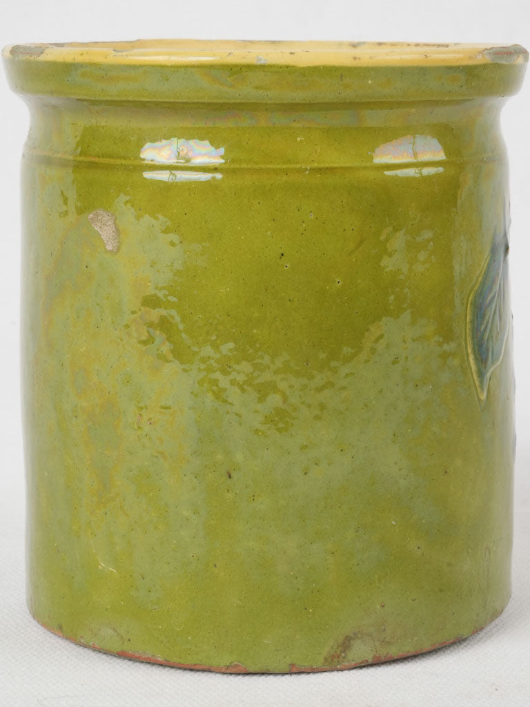 Traditional sunny-yellow interior jam pot