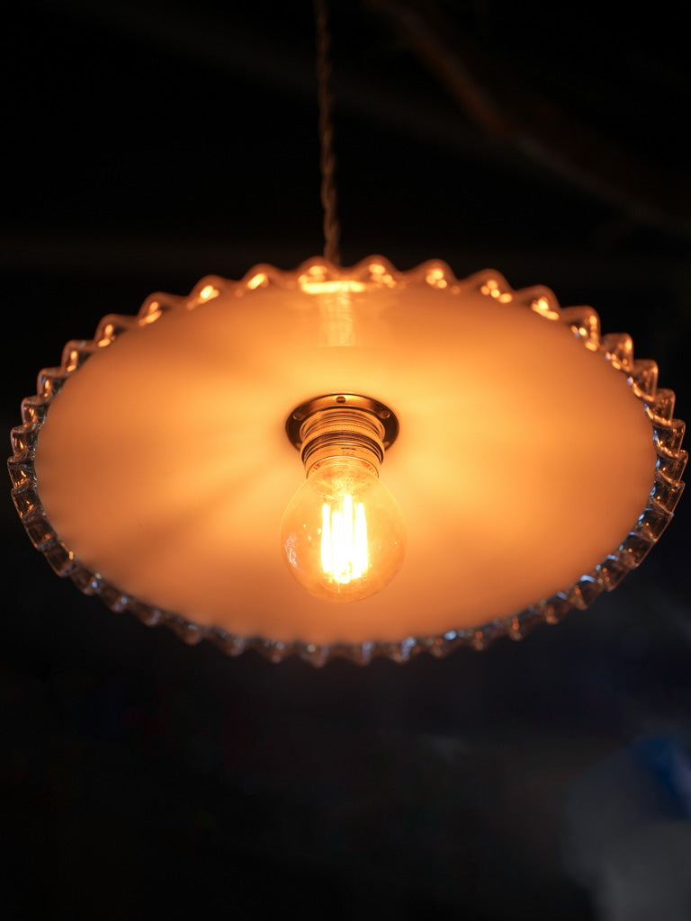 Twisted cable re-electrified globe light