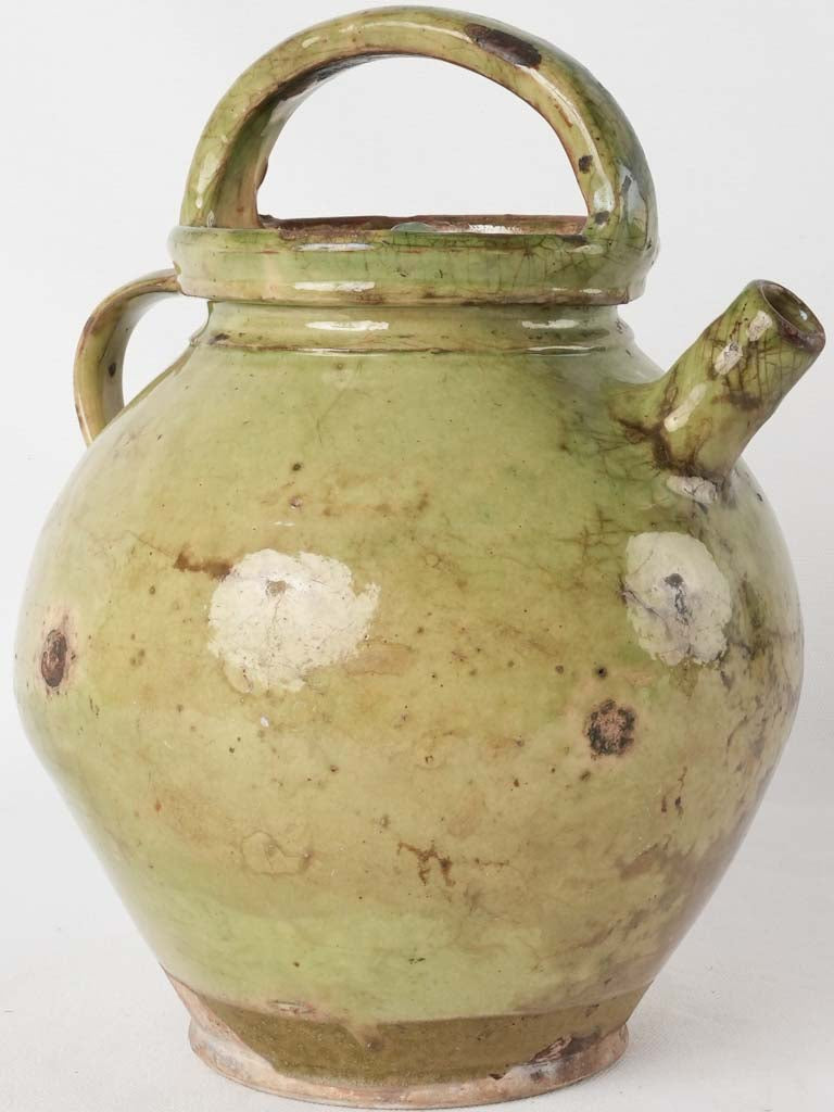 Pale green water pitcher w/ lid 11¾"
