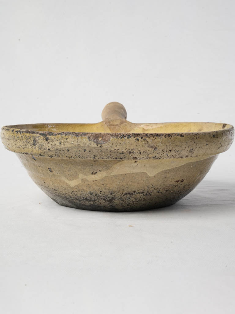 Fire-marked terracotta culinary pan  