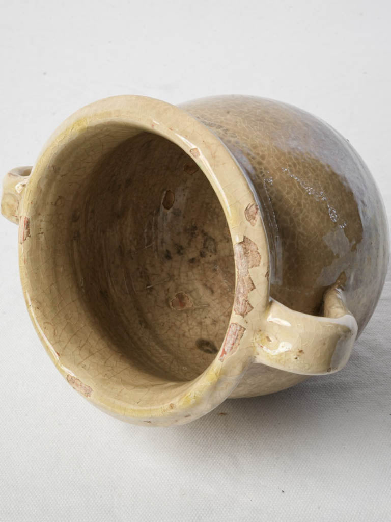 Authentic chip-rimmed confit vessel  