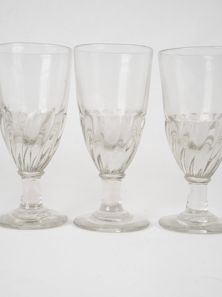 Stable thick glass drinking set