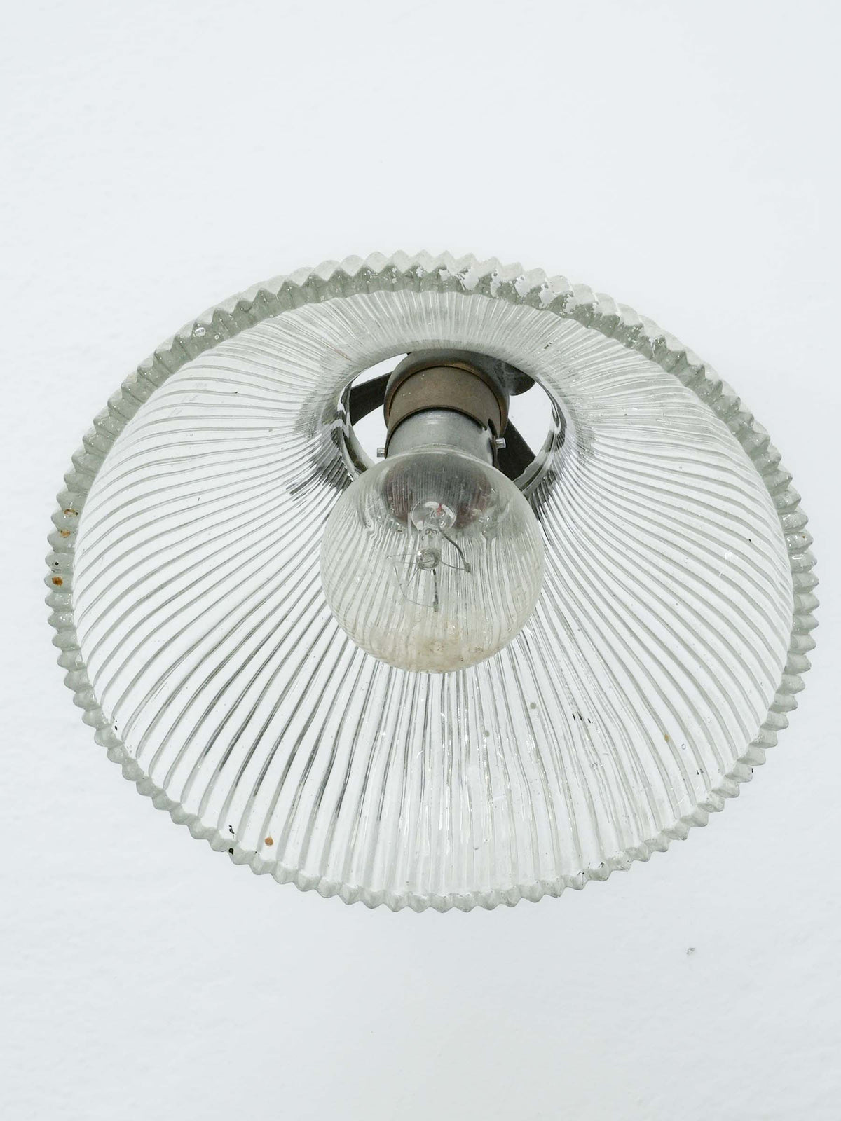 Vintage French Brass Wall Sconce with Ribbed Frosted Glass Shade