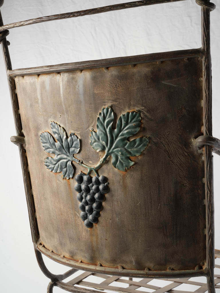 Nostalgic vineyard-themed iron chairs 