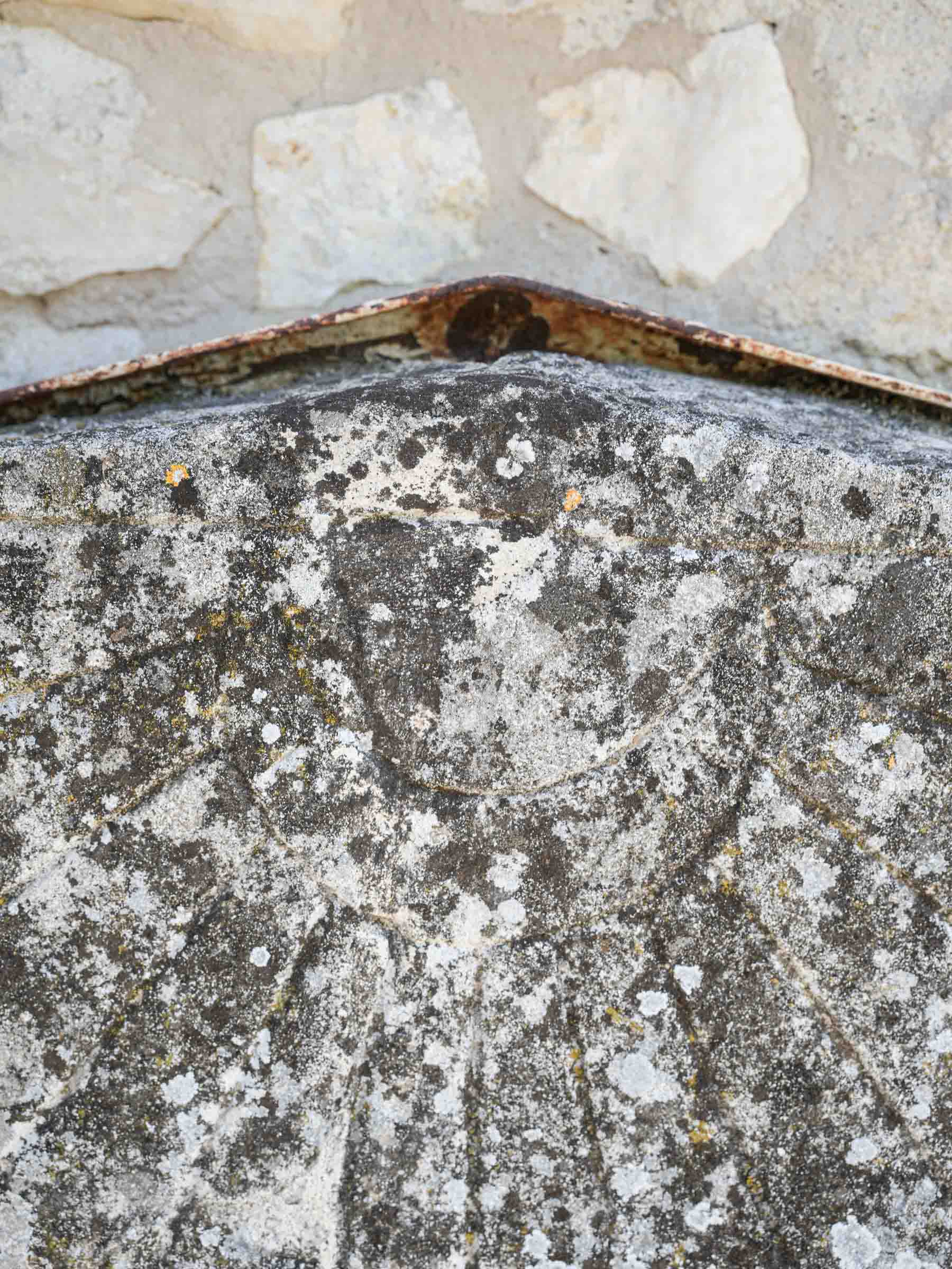 Stone Sundial w/ Weathered Patina 19¾" x 19¾"