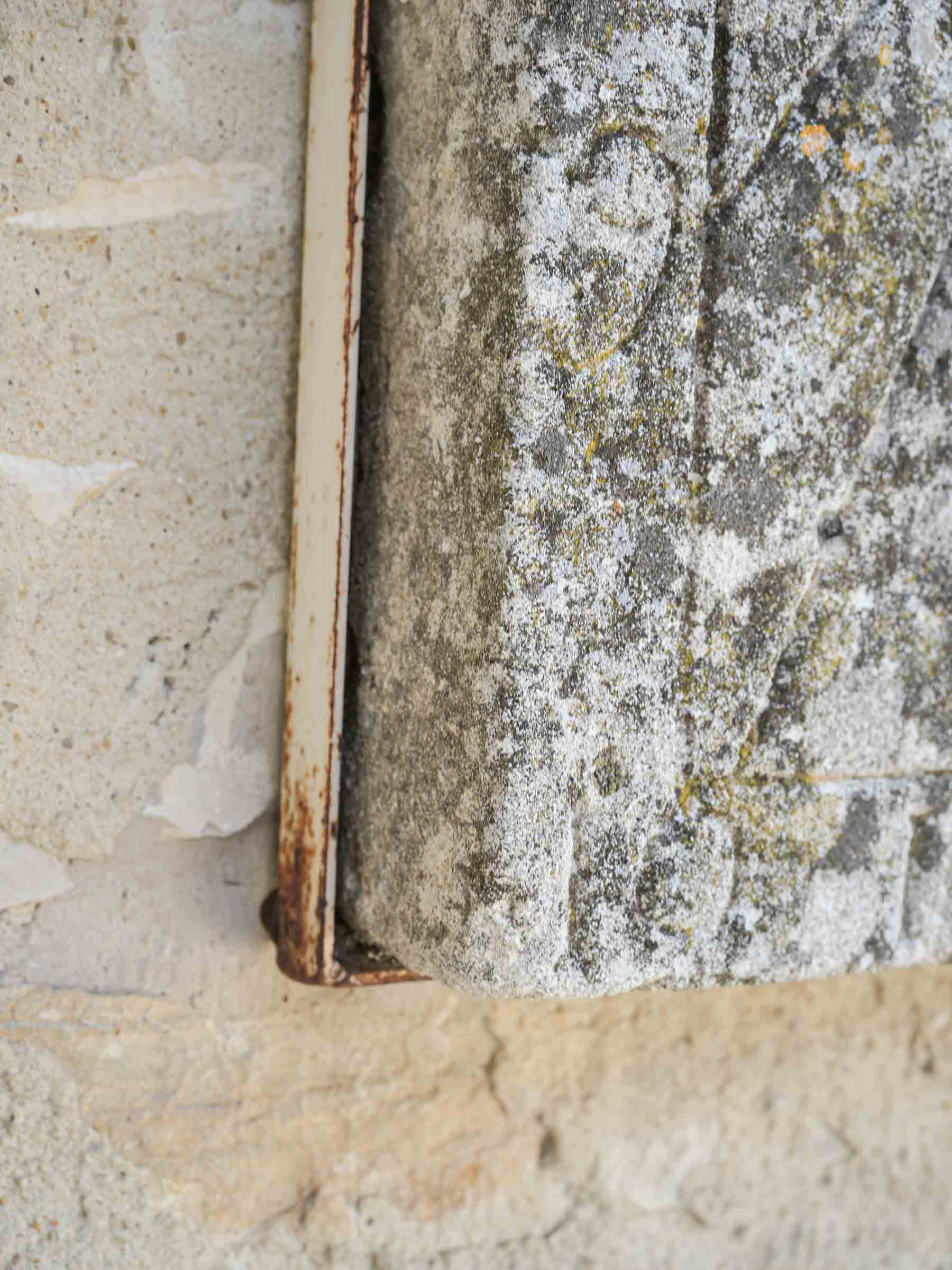 Stone Sundial w/ Weathered Patina 19¾" x 19¾"