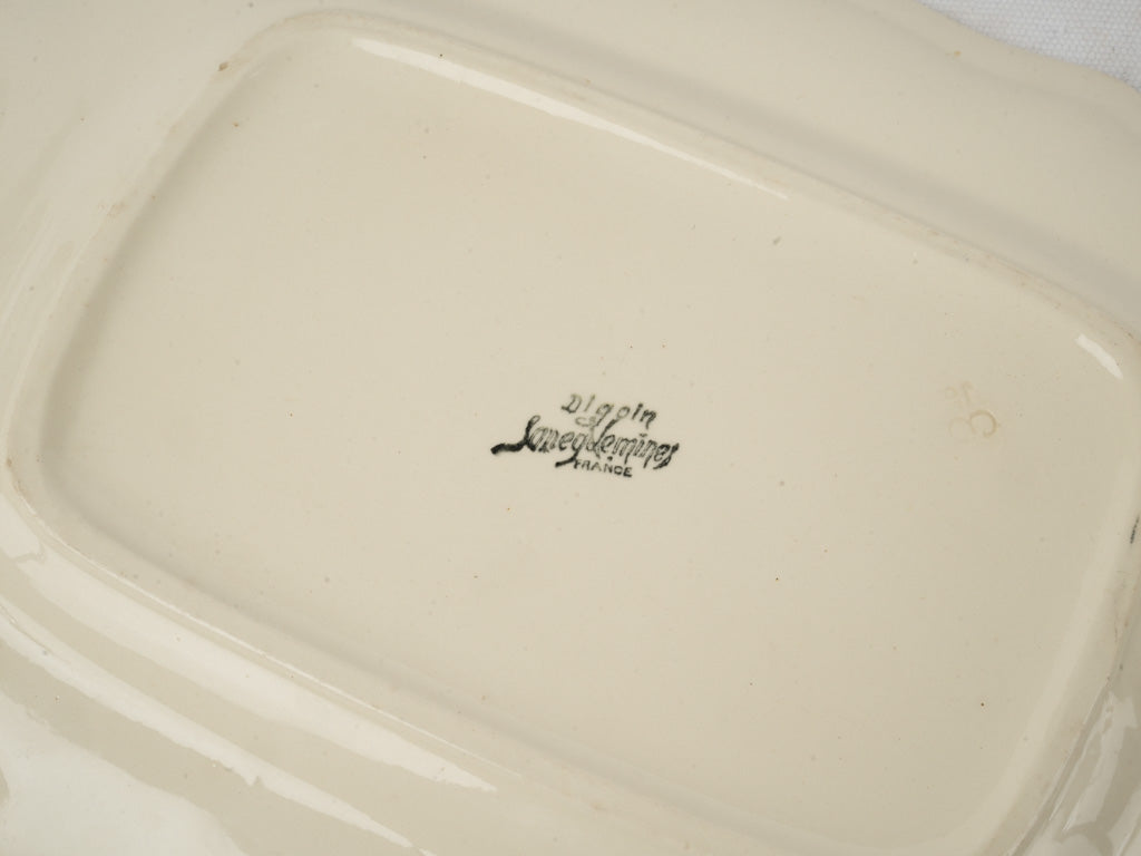 Distinctive Art Deco style platter