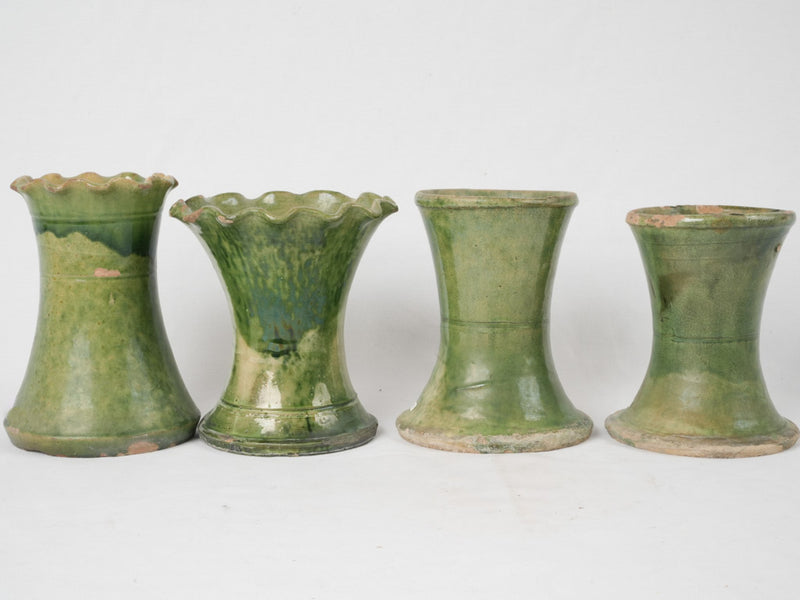 Charming emerald Castelnaudary floral vases