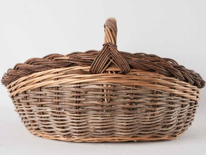 Very large wicker harvest basket 20½"