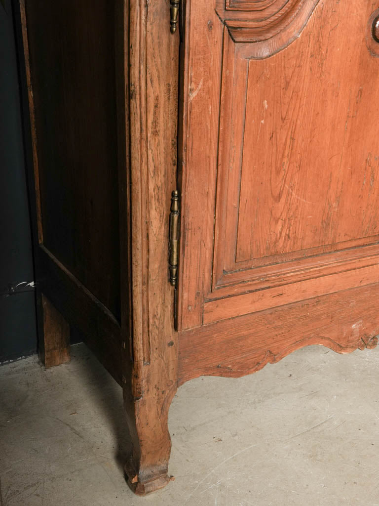 Early 19th-Century Beautiful Provençal Walnut Two-Part Buffet w/ Vitrine - 92½"