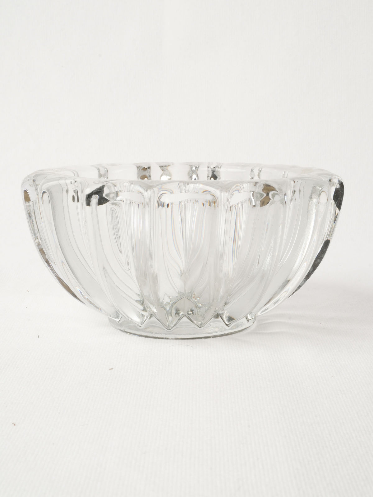 Vintage Ribbed Glass Bowl from Chanteduc