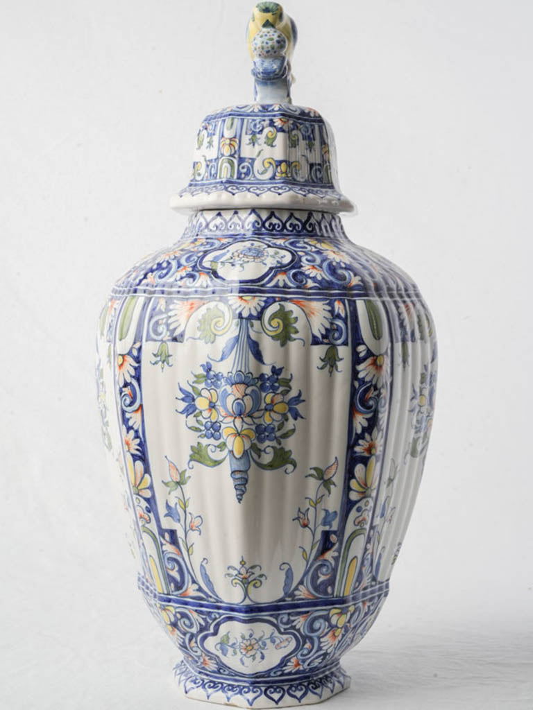 Chinoiserie-inspired large mantel jar  