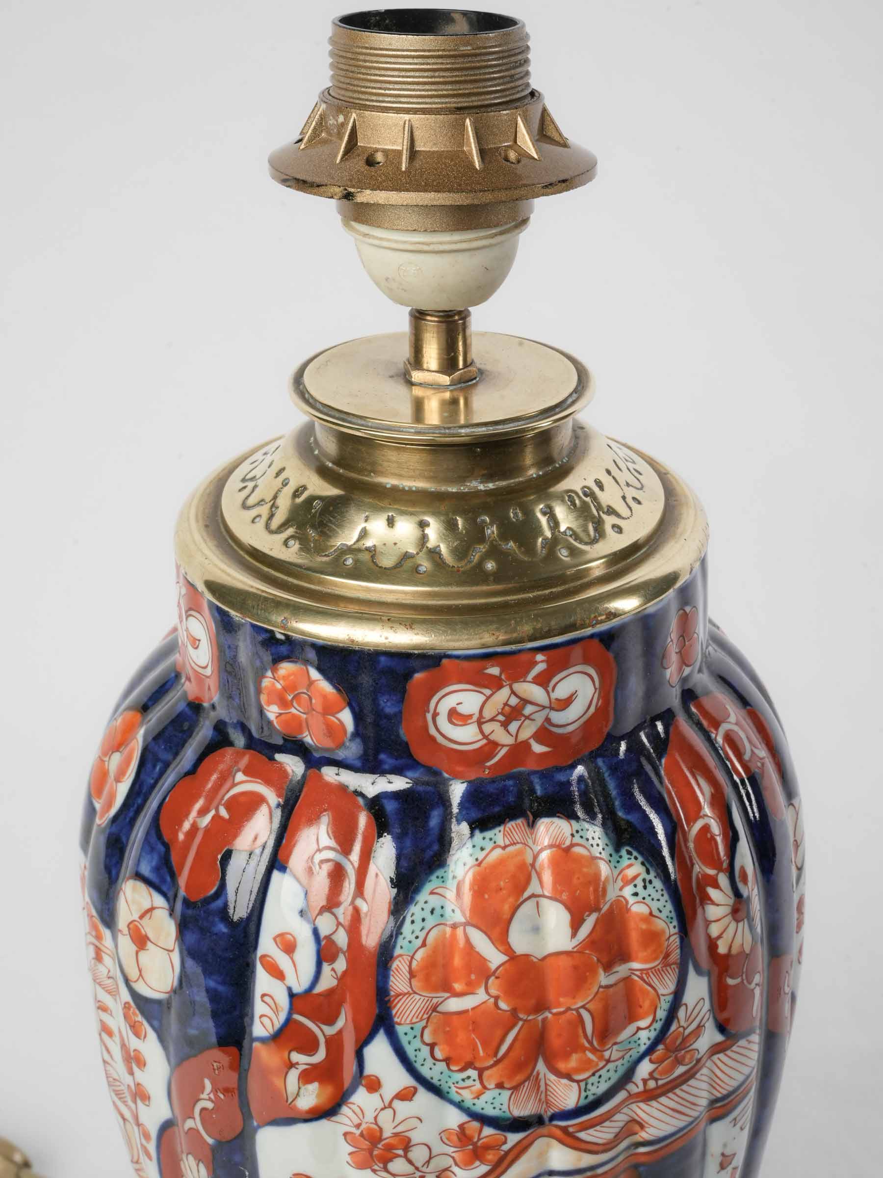 Antique Japanese-style lamp