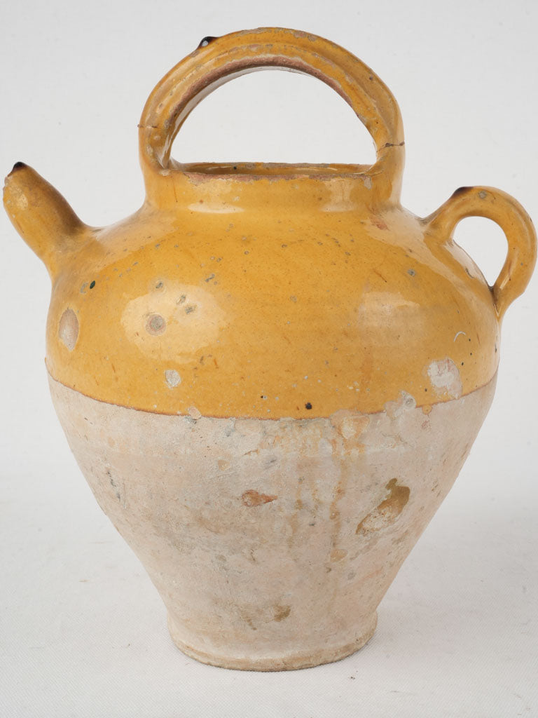 Sturdy traditional farmhouse vase  