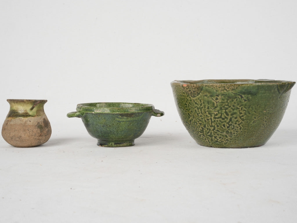 Period-specific green-glazed pieces