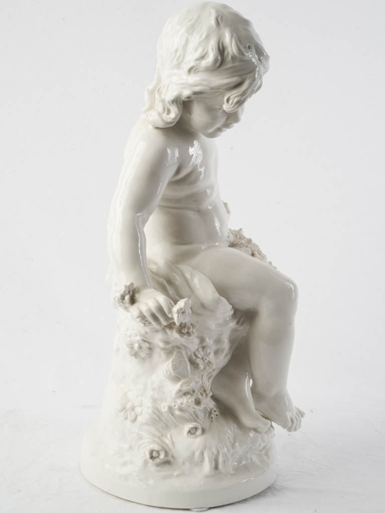 Finely detailed Neapolitan porcelain figure  