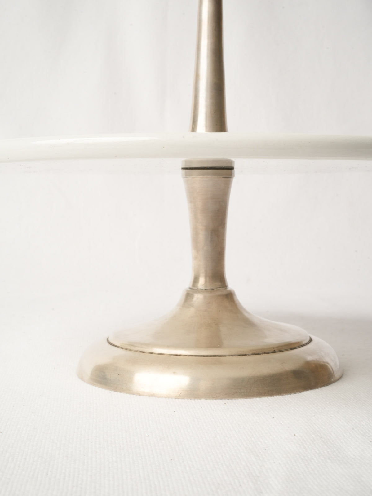 Revolving Ceramic Cake Stand with Silver Metal Pedestal