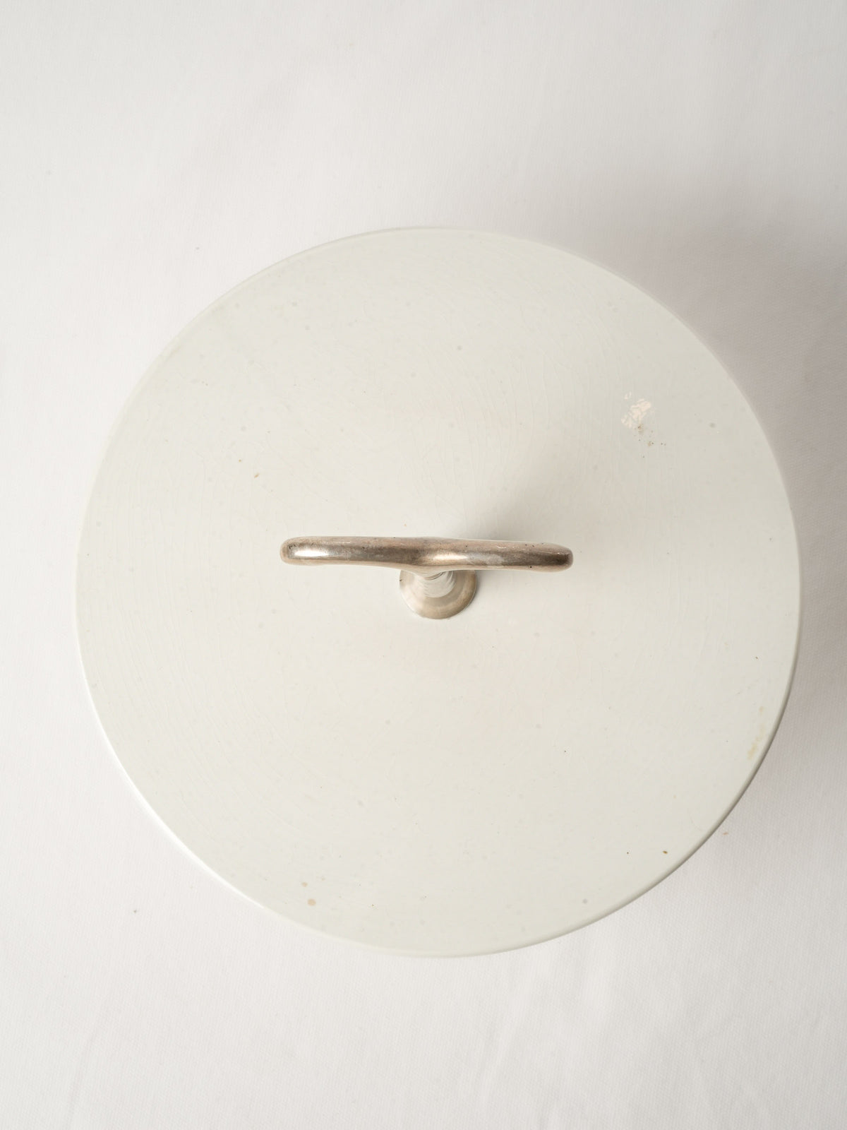 Revolving Ceramic Cake Stand with Silver Metal Pedestal