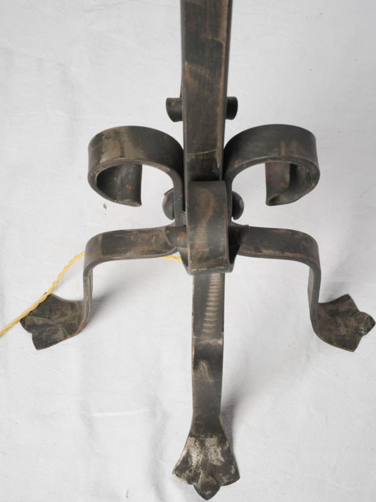 Authentic time-aged lighting decor